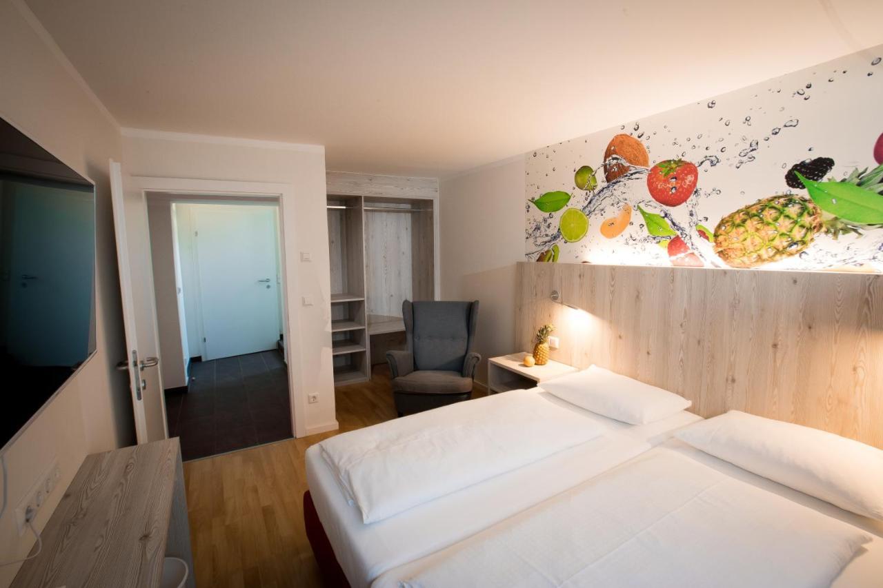 Wallner - Hotel & Wirt Arnoldstein Esterno foto
