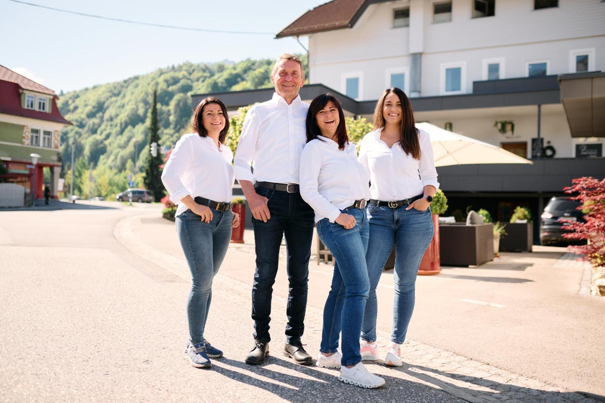 Wallner - Hotel & Wirt Arnoldstein Esterno foto