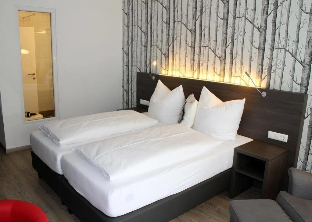 Wallner - Hotel & Wirt Arnoldstein Esterno foto